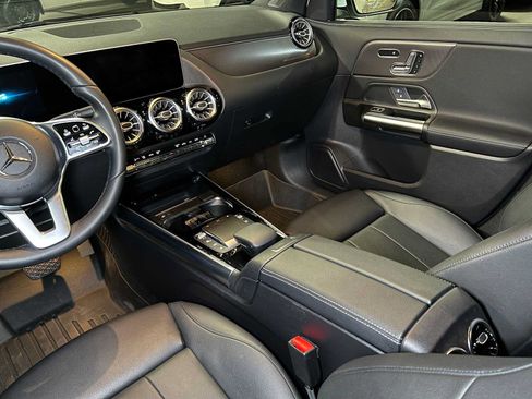 Certified 2021 Mercedes-Benz GLA 250 4MATIC image 42