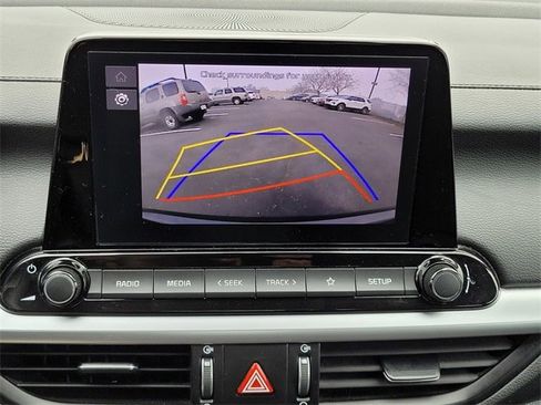 Used 2023 Kia Forte LXS image 17