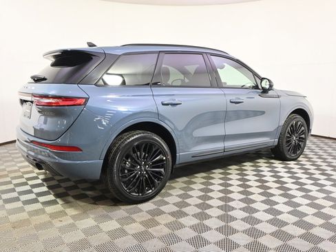 New 2026 Lincoln Corsair Reserve w/ Jet Appearance Package image 7