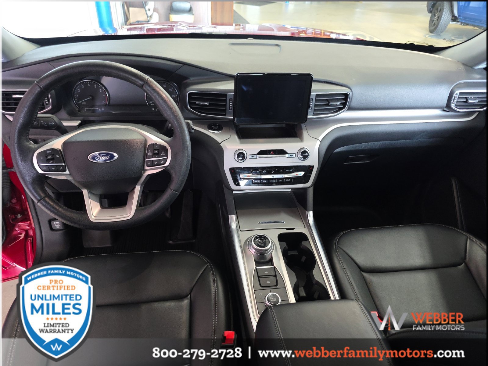 Used 2024 Ford Explorer XLT w/ Equipment Group 202A AWD/4WD image 15