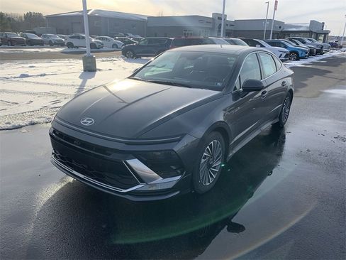 New 2026 Hyundai Sonata Limited image 4