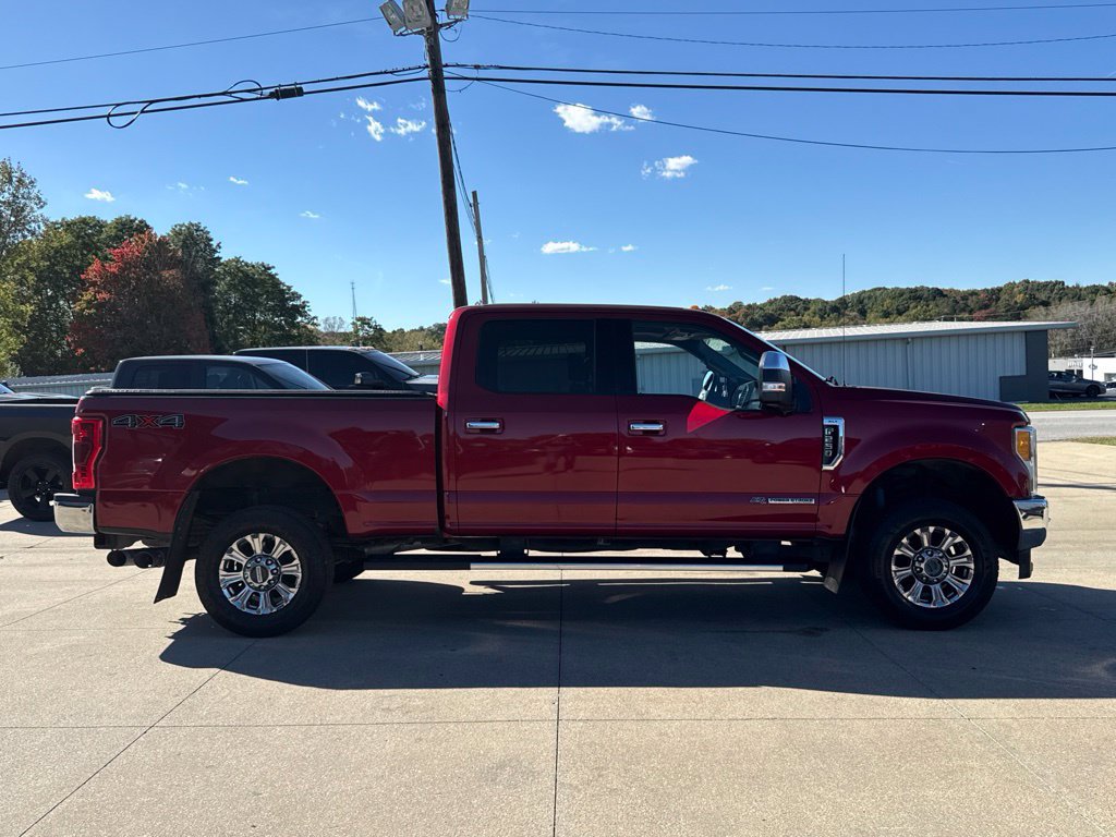 Used 2017 Ford F250 XLT w/ XLT Premium Package AWD/4WD image 18