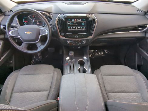 Used 2018 Chevrolet Traverse LT w/ LPO, Floor Liner Package AWD/4WD image 15