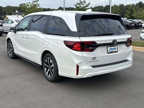 Used 2026 Honda Odyssey EX-L image 6