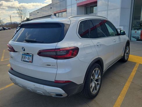Used 2023 BMW X5 xDrive40i w/ Premium Package image 11