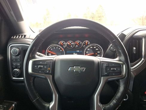 Used 2020 Chevrolet Silverado 1500 RST image 18