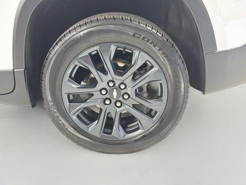 Used 2021 Chevrolet Traverse RS AWD/4WD image 32