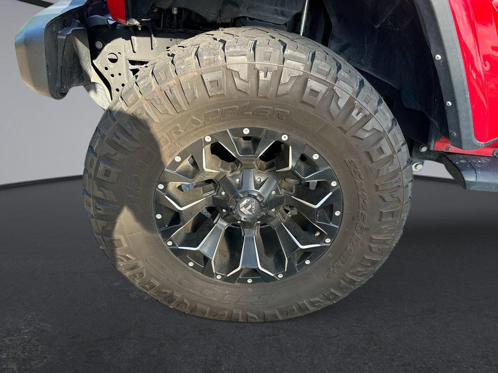Used 2022 Jeep Wrangler Unlimited Sahara w/ Cold Weather Group AWD/4WD image 10