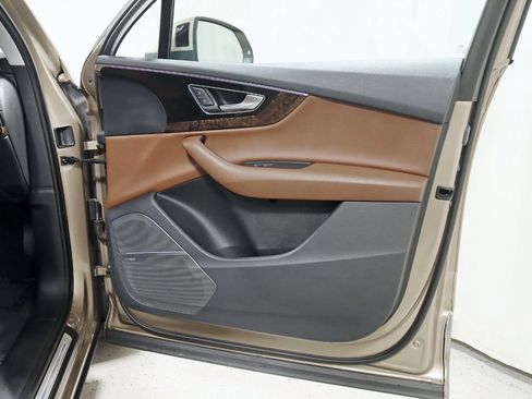 Used 2018 Audi Q7 3.0T Prestige image 40