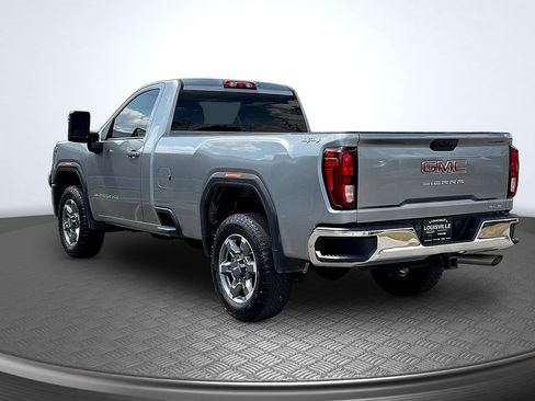Used 2025 GMC Sierra 2500 SLE AWD/4WD image 5