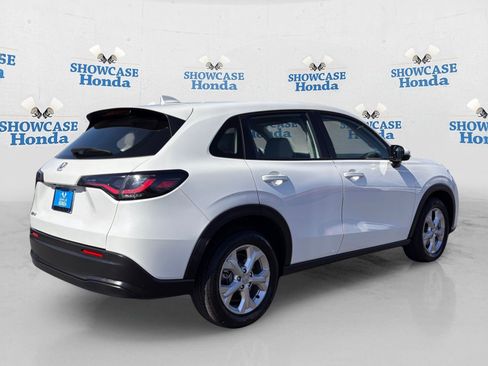 Certified 2023 Honda HR-V LX image 8