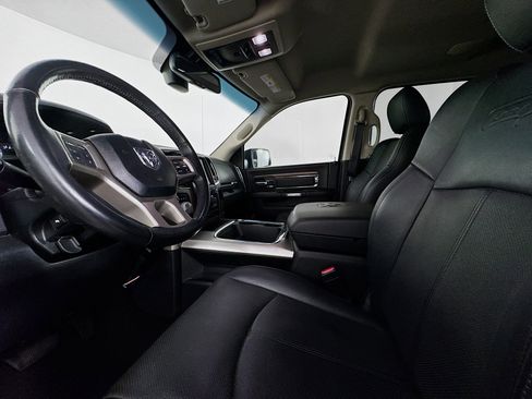 Used 2018 RAM 1500 Laramie w/ Convenience Group image 21