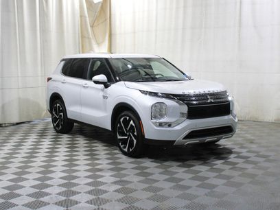 Used 2024 Mitsubishi Outlander 4WD Plug-In Hybrid