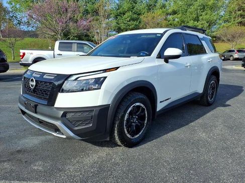 Certified 2025 Nissan Pathfinder Rock Creek AWD/4WD image 12