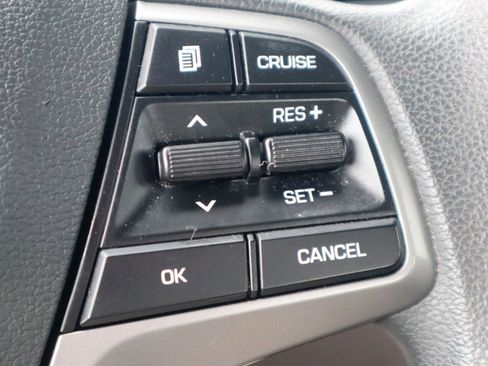 Used 2018 Hyundai Elantra SEL FWD image 50
