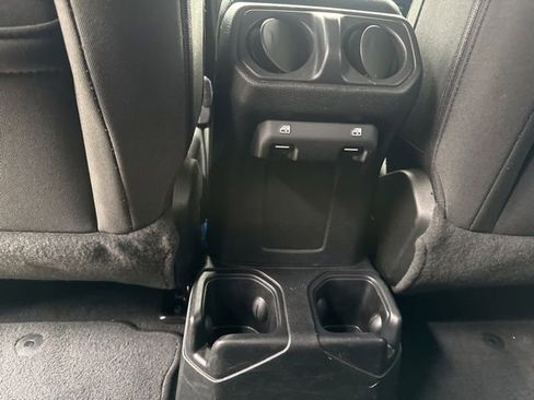 Used 2021 Jeep Wrangler Unlimited Sport image 24