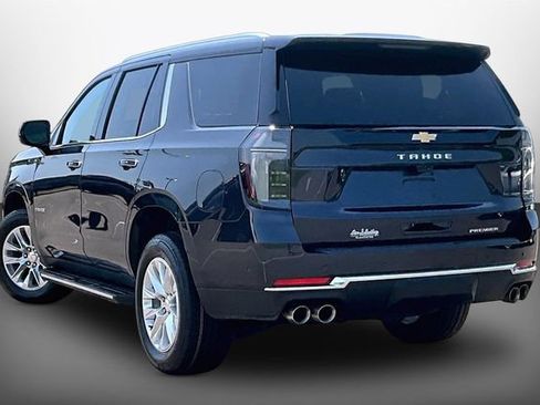 Used 2025 Chevrolet Tahoe Premier AWD/4WD image 11