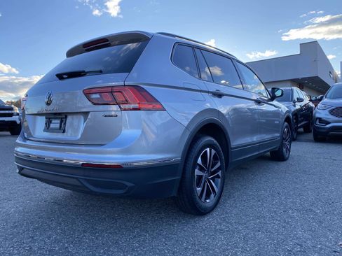 Used 2022 Volkswagen Tiguan S image 3