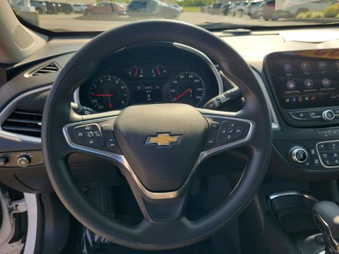 Used 2024 Chevrolet Malibu LT FWD image 19