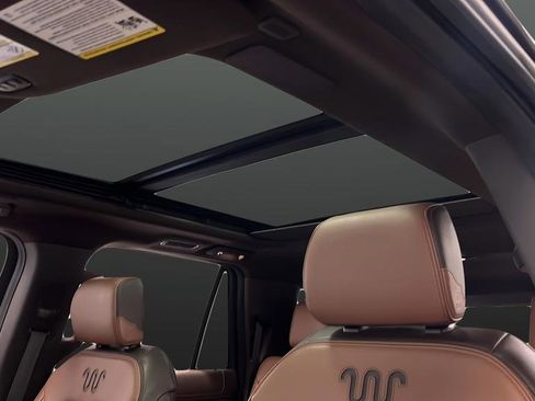 Used 2022 Ford Expedition Max King Ranch image 12