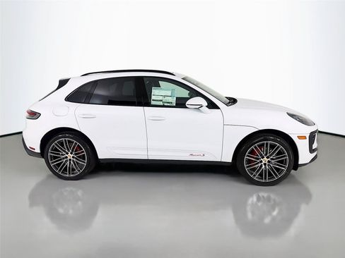 New 2026 Porsche Macan S AWD/4WD image 29