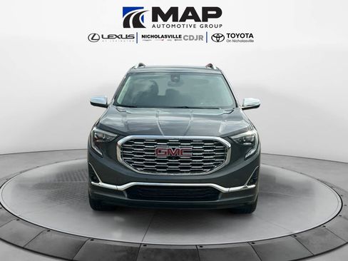 Used 2019 GMC Terrain Denali w/ Advanced Safety Package FWD image 8