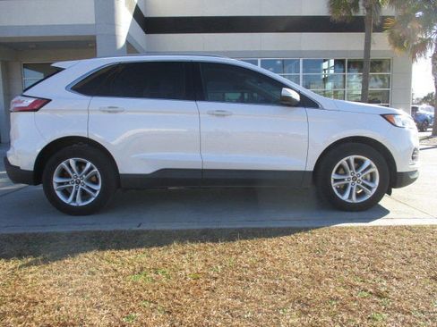 Used 2020 Ford Edge SEL w/ Convenience Package image 2