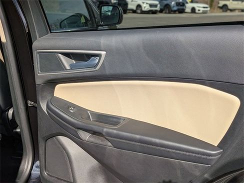 Used 2024 Ford Edge SEL image 31