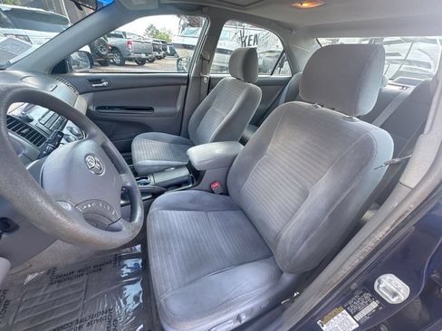 Used 2005 Toyota Camry LE FWD image 10