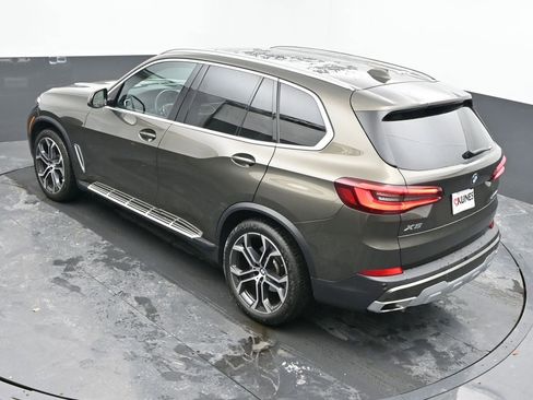 Used 2023 BMW X5 xDrive40i w/ Premium Package image 37