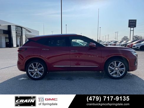 Used 2019 Chevrolet Blazer Premier w/ Sun and Wheels Package FWD image 9