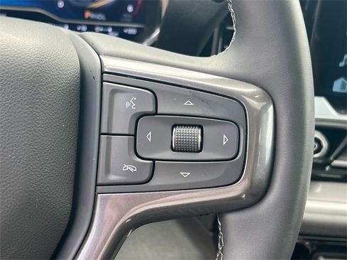 Used 2025 Chevrolet Silverado 3500 High Country w/ High Country Premium Package image 25