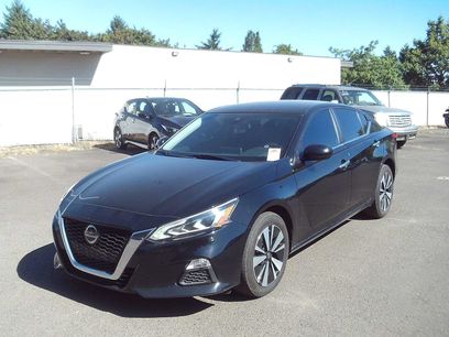 Used 2021 Nissan Altima 2.5 SV