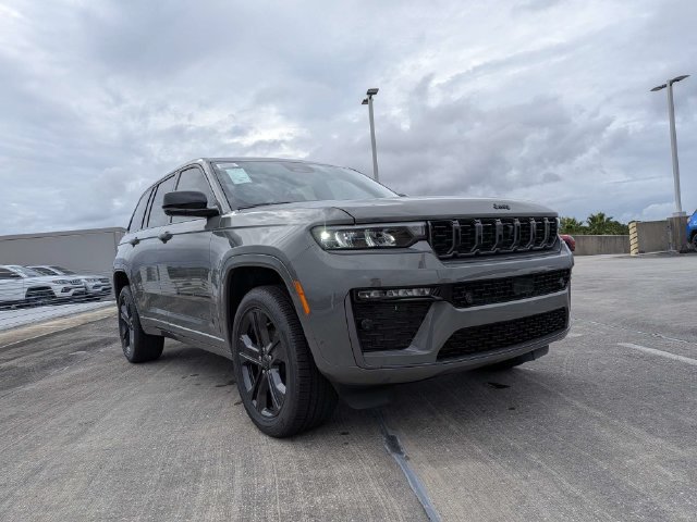 New 2027 Jeep Grand Cherokee Limited AWD/4WD image 2