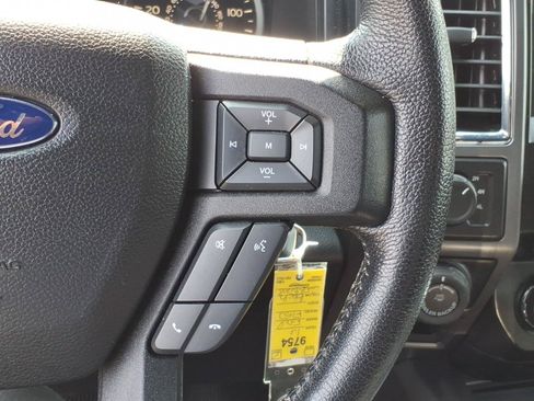 Used 2016 Ford F150 XLT w/ Equipment Group 302A Luxury AWD/4WD image 18