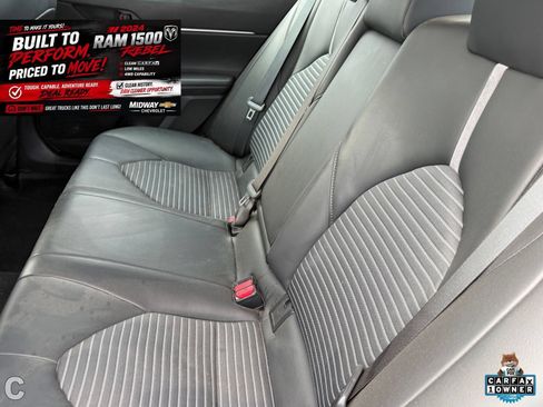 Used 2024 Toyota Camry SE FWD image 9