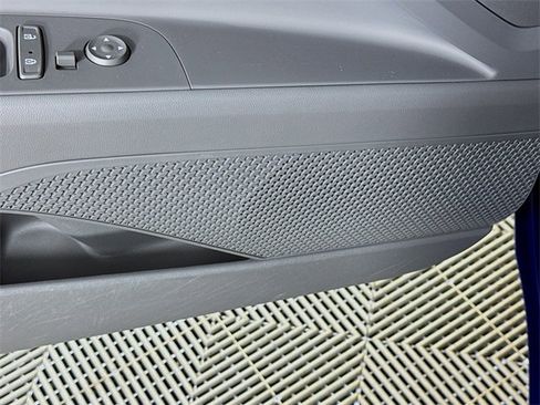 Used 2022 Hyundai Elantra SEL image 20