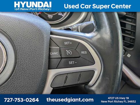 Used 2015 Jeep Cherokee Limited w/ Luxury Group FWD image 34