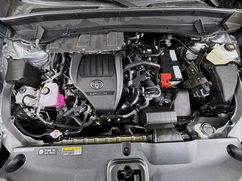 Certified 2025 Toyota Grand Highlander FWD image 29
