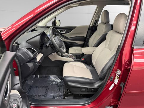 Used 2023 Subaru Forester Limited AWD/4WD image 9