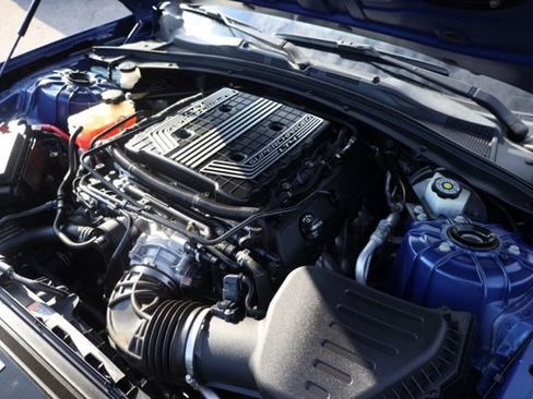 Used 2019 Chevrolet Camaro ZL1 image 37