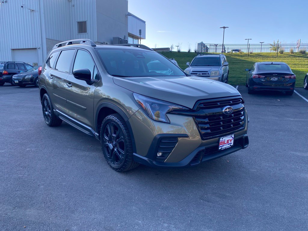 Certified 2024 Subaru Ascent Onyx Edition Limited AWD/4WD image 9