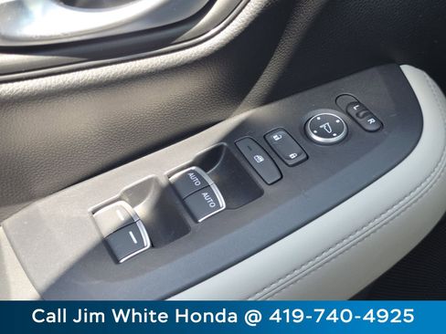 Certified 2024 Honda HR-V EX-L image 25