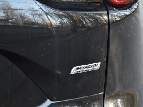 Used 2018 MAZDA CX-9 Touring w/ Touring Premium Package image 19