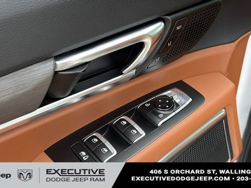 Used 2024 Kia Telluride SX X-Line AWD/4WD image 10