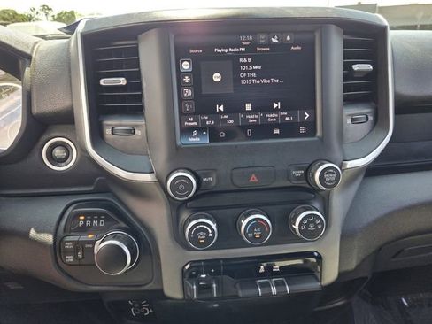 Used 2022 RAM 2500 Big Horn AWD/4WD image 24