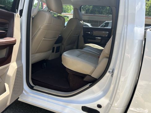 Used 2015 RAM 1500 Laramie AWD/4WD image 27
