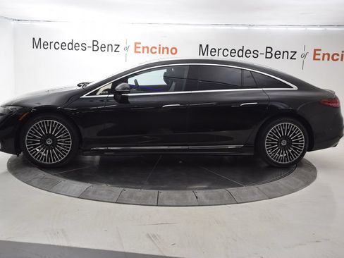 Used 2023 Mercedes-Benz EQS 450+ 4MATIC Sedan image 3
