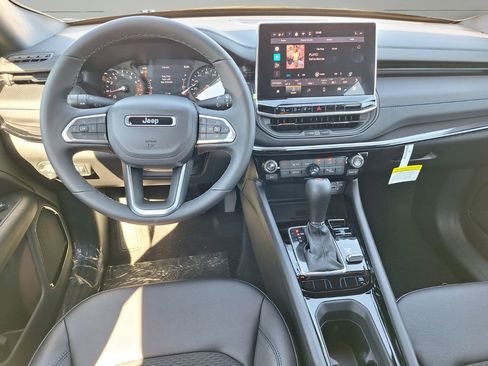 New 2026 Jeep Compass Latitude w/ Quick Order Package 29K image 9