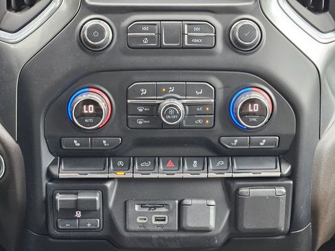 Used 2020 Chevrolet Silverado 1500 LT w/ Texas Edition RWD image 13
